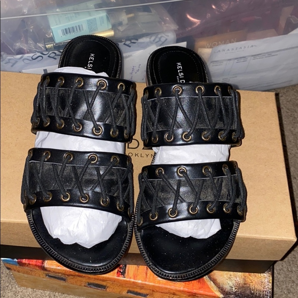 Kelsi Dagger Brooklyn Sandals Size 9.5
